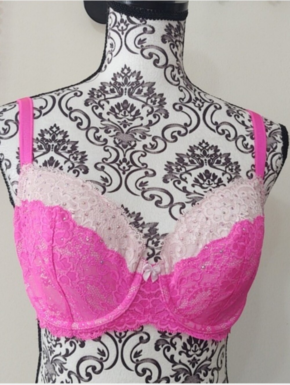 Victoria's Secret Dream Angels Lined Demi Bra Hot Pink Lace Rhinestone 34DD